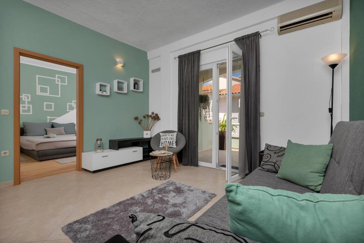 Apartmani Luna Baška Voda Esterno foto