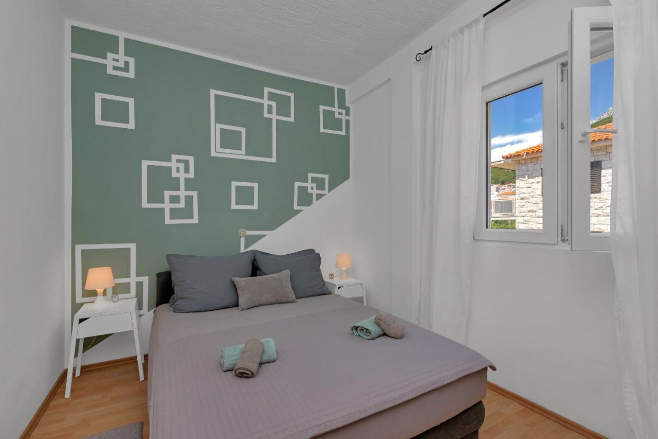 Apartmani Luna Baška Voda Esterno foto