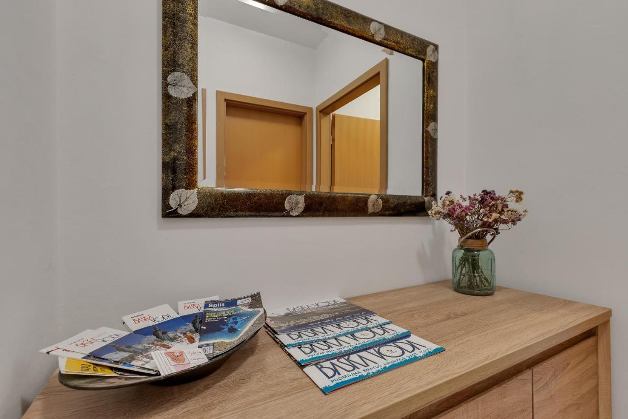 Apartmani Luna Baška Voda Esterno foto