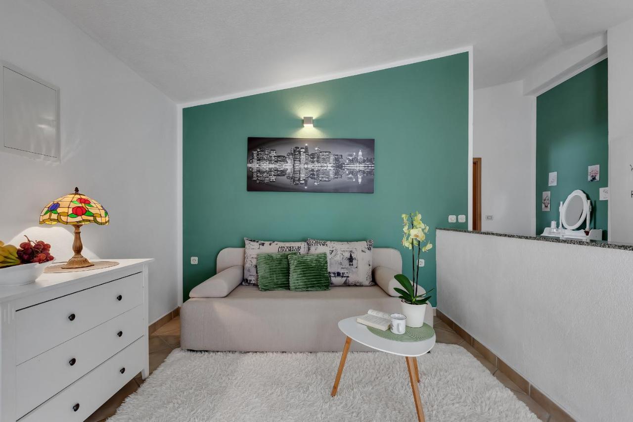 Apartmani Luna Baška Voda Esterno foto