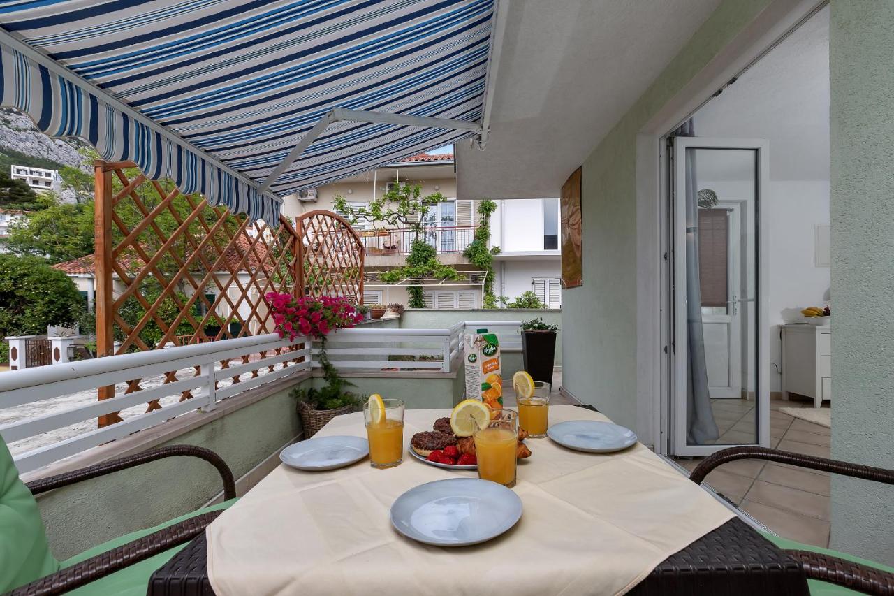 Apartmani Luna Baška Voda Esterno foto