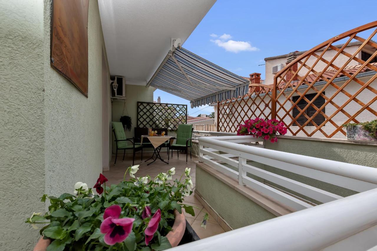Apartmani Luna Baška Voda Esterno foto