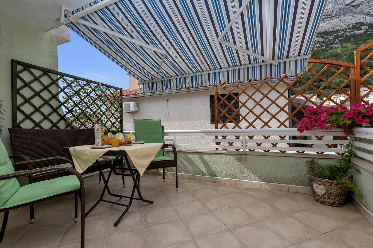 Apartmani Luna Baška Voda Esterno foto